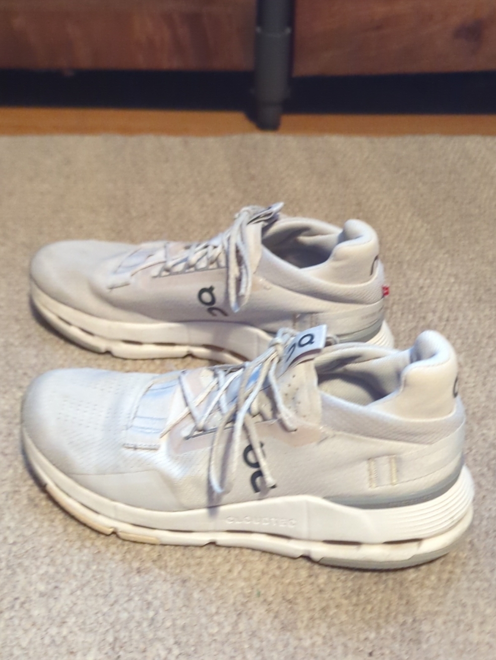 Women's On Running Cloudnova 2 Light Bone And Grey Women's Size 6